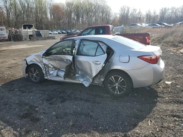 5YFBURHEXHP730307 2017 TOYOTA COROLLA - Image 2