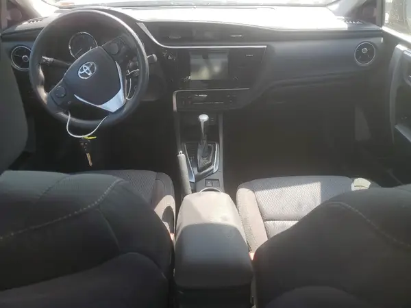 5YFBURHEXHP730873 2017 TOYOTA COROLLA - Image 8