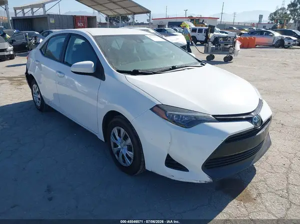 5YFBURHEXHP732431 2017 TOYOTA COROLLA - Image 1