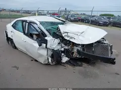 5YFBURHEXHP733823 2017 TOYOTA COROLLA