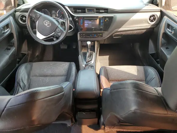 5YFBURHEXHP737354 2017 TOYOTA COROLLA - Image 8