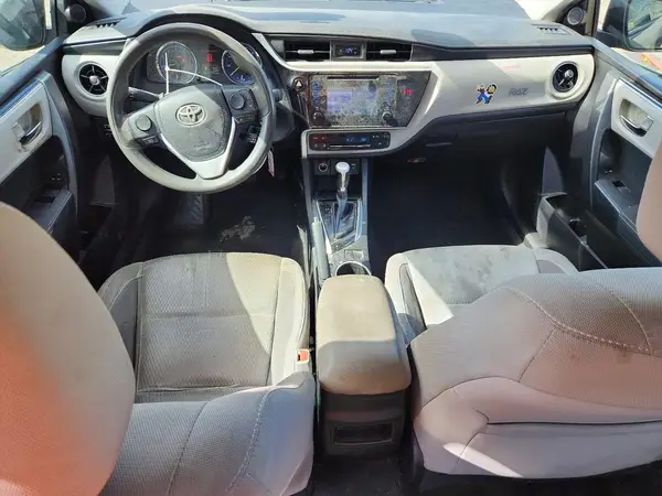 5YFBURHEXJP741359 2018 TOYOTA COROLLA - Image 8