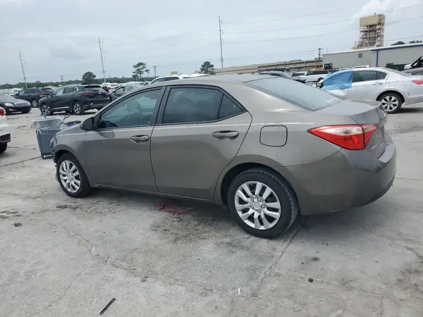 5YFBURHEXJP743113 2018 TOYOTA COROLLA - Image 2