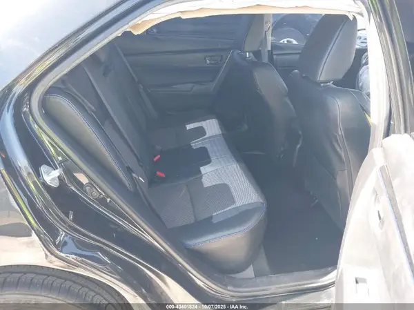 5YFBURHEXJP746089 2018 TOYOTA COROLLA - Image 8