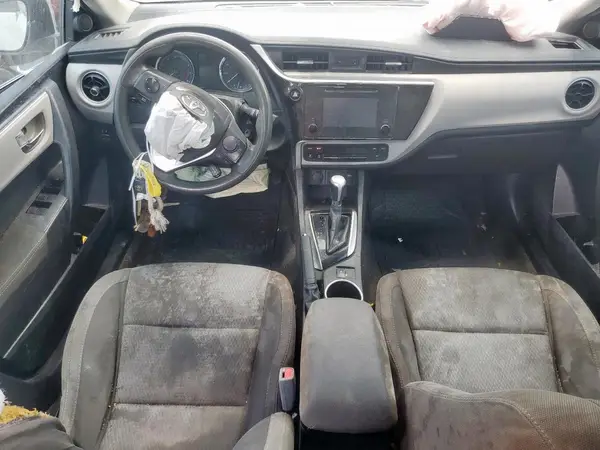5YFBURHEXJP747159 2018 TOYOTA COROLLA - Image 8