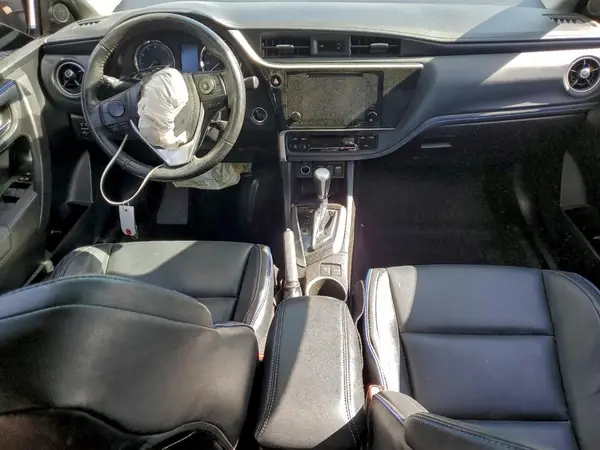 5YFBURHEXJP750515 2018 TOYOTA COROLLA - Image 8