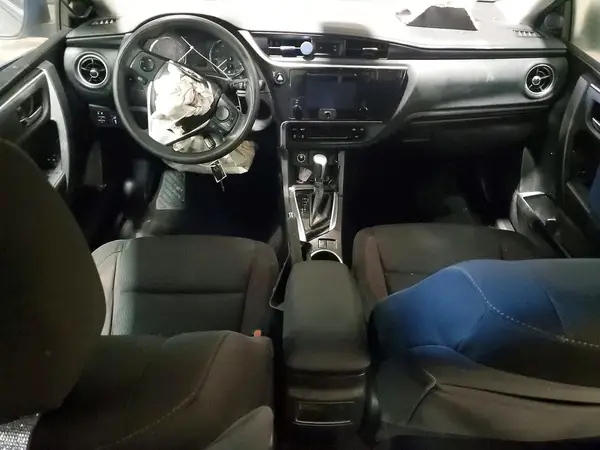 5YFBURHEXJP750868 2018 TOYOTA COROLLA - Image 8