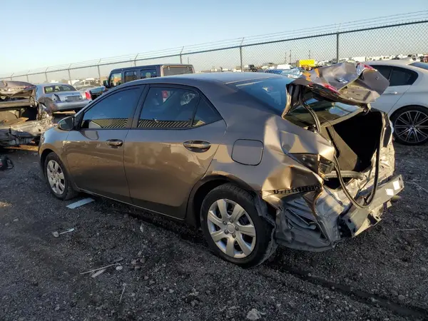 5YFBURHEXJP754239 2018 TOYOTA COROLLA - Image 2