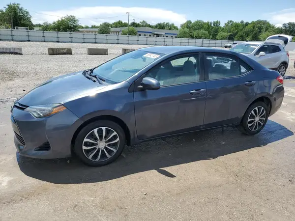 5YFBURHEXJP755410 2018 TOYOTA COROLLA - Image 1