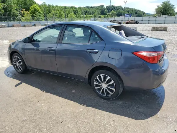 5YFBURHEXJP755410 2018 TOYOTA COROLLA - Image 2