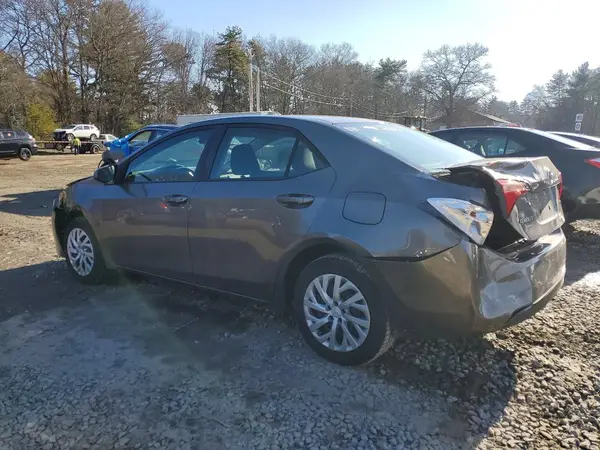 5YFBURHEXJP755844 2018 TOYOTA COROLLA - Image 2