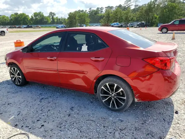 5YFBURHEXJP756654 2018 TOYOTA COROLLA - Image 2
