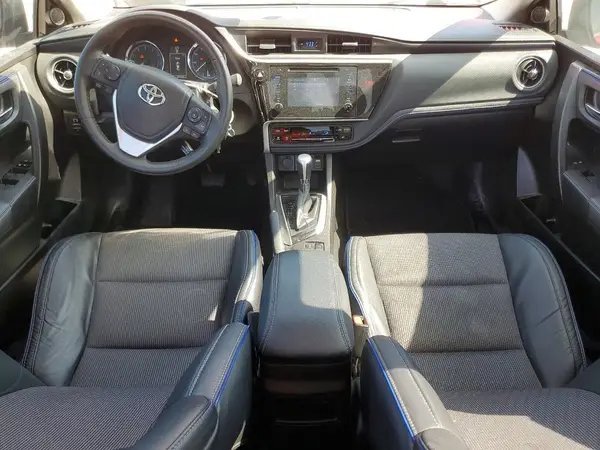 5YFBURHEXJP756654 2018 TOYOTA COROLLA - Image 8