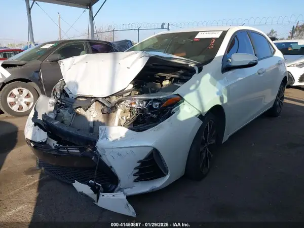 5YFBURHEXJP756931 2018 TOYOTA COROLLA - Image 2