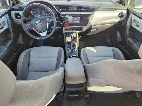 5YFBURHEXJP757612 2018 TOYOTA COROLLA - Image 8