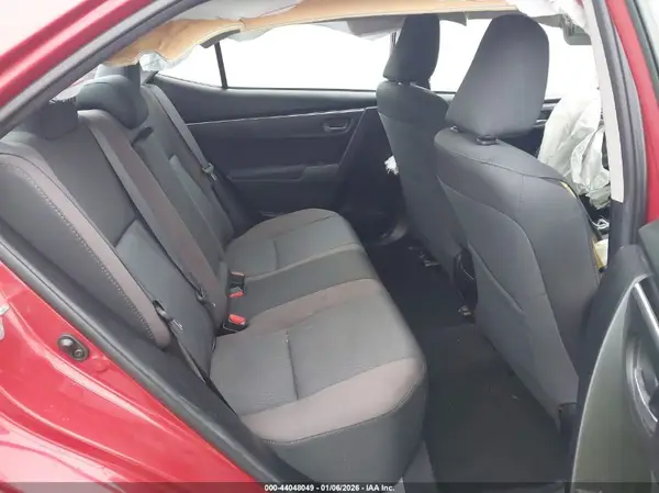 5YFBURHEXJP759778 2018 TOYOTA COROLLA - Image 8