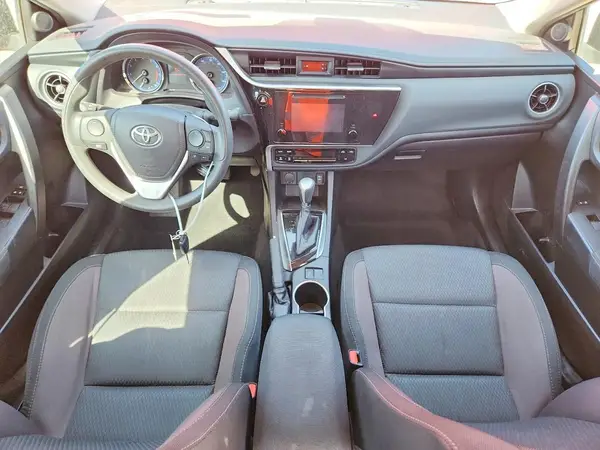5YFBURHEXJP762955 2018 TOYOTA COROLLA - Image 8