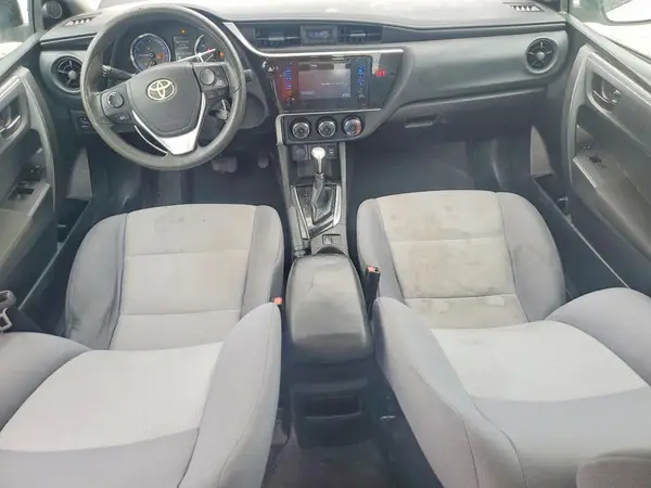 5YFBURHEXJP764737 2018 TOYOTA COROLLA - Image 8