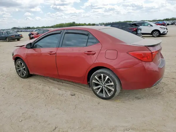 5YFBURHEXJP764852 2018 TOYOTA COROLLA - Image 2
