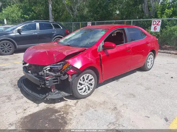 5YFBURHEXJP766519 2018 TOYOTA COROLLA - Image 2