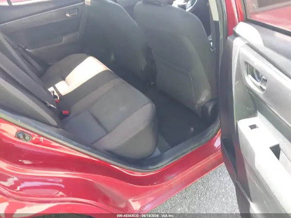 5YFBURHEXJP766519 2018 TOYOTA COROLLA - Image 8
