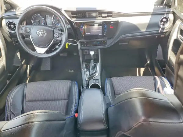 5YFBURHEXJP767122 2018 TOYOTA COROLLA - Image 8