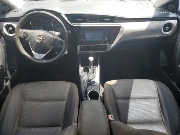 5YFBURHEXJP767413 2018 TOYOTA COROLLA - Image 8