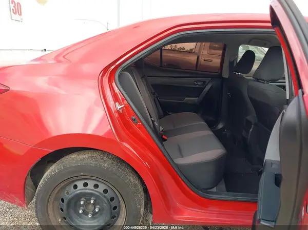 5YFBURHEXJP771137 2018 TOYOTA COROLLA - Image 8