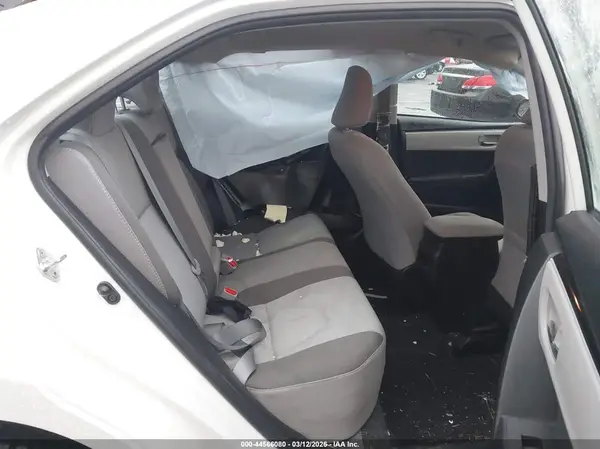 5YFBURHEXJP774314 2018 TOYOTA COROLLA - Image 8