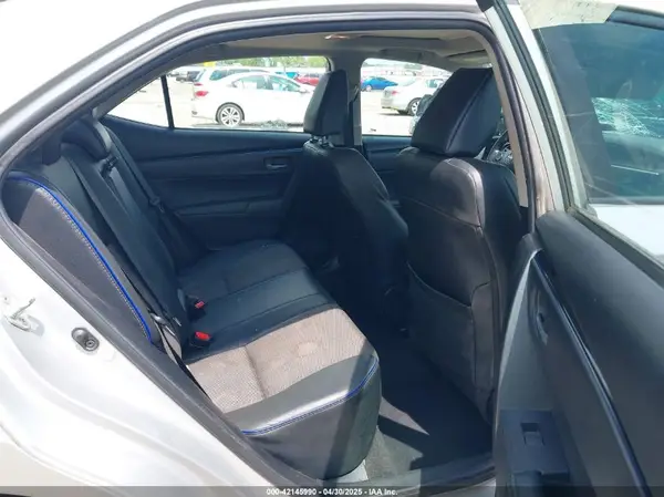 5YFBURHEXJP776824 2018 TOYOTA COROLLA - Image 8
