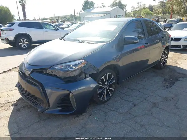 5YFBURHEXJP777116 2018 TOYOTA COROLLA - Image 2