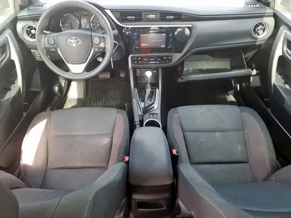 5YFBURHEXJP777567 2018 TOYOTA COROLLA - Image 8