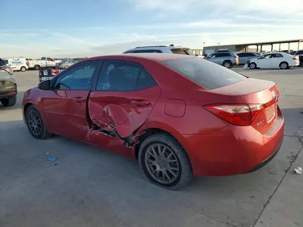 5YFBURHEXJP778721 2018 TOYOTA COROLLA - Image 2
