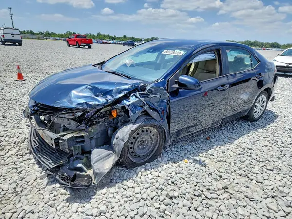 5YFBURHEXJP780484 2018 TOYOTA COROLLA - Image 1
