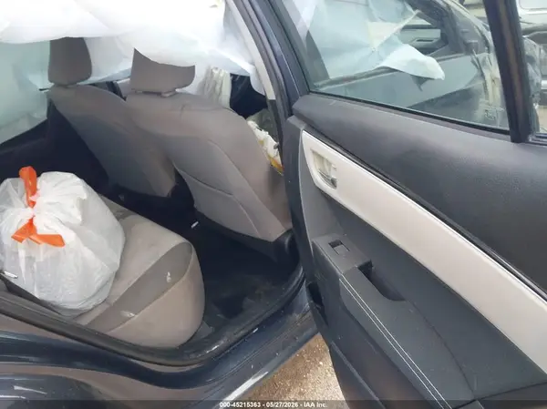 5YFBURHEXJP780999 2018 TOYOTA COROLLA - Image 8