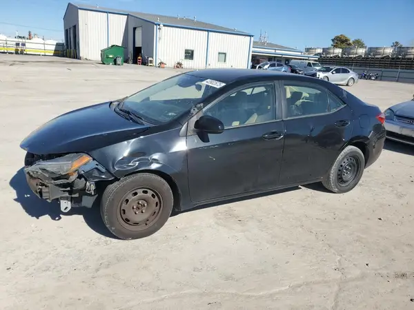 5YFBURHEXJP787211 2018 TOYOTA COROLLA - Image 1