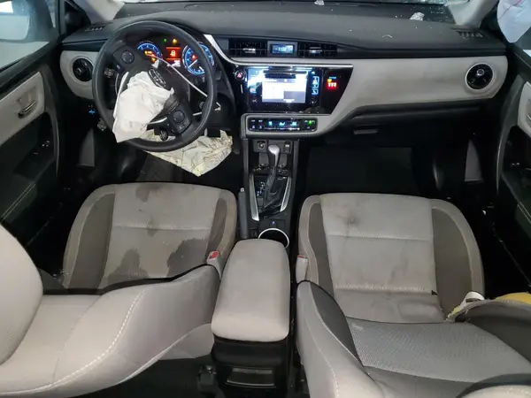 5YFBURHEXJP789007 2018 TOYOTA COROLLA - Image 8
