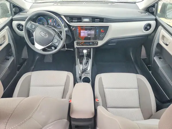5YFBURHEXJP789332 2018 TOYOTA COROLLA - Image 8