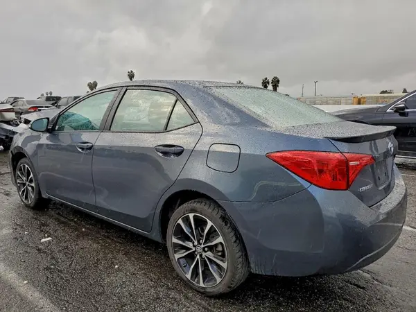 5YFBURHEXJP791971 2018 TOYOTA COROLLA - Image 2