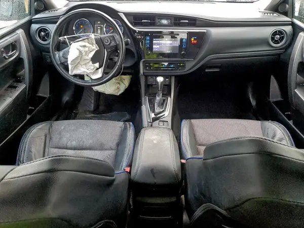 5YFBURHEXJP791971 2018 TOYOTA COROLLA - Image 8