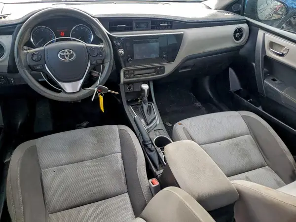 5YFBURHEXJP792831 2018 TOYOTA COROLLA - Image 8