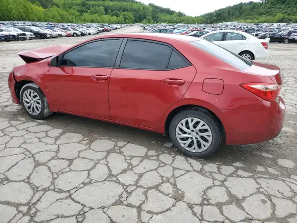 5YFBURHEXJP794207 2018 TOYOTA COROLLA - Image 2