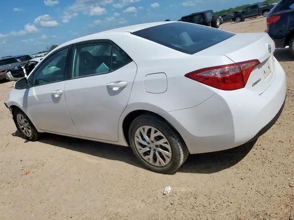 5YFBURHEXJP804959 2018 TOYOTA COROLLA - Image 2