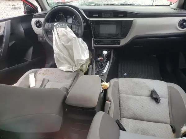 5YFBURHEXJP806758 2018 TOYOTA COROLLA - Image 8