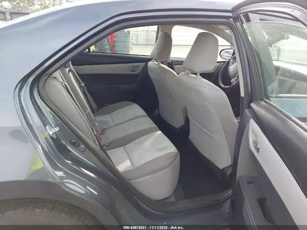 5YFBURHEXJP809725 2018 TOYOTA COROLLA - Image 8