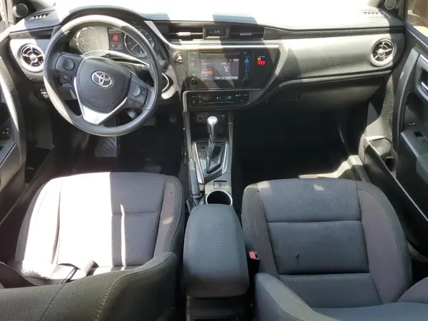 5YFBURHEXJP812415 2018 TOYOTA COROLLA - Image 8