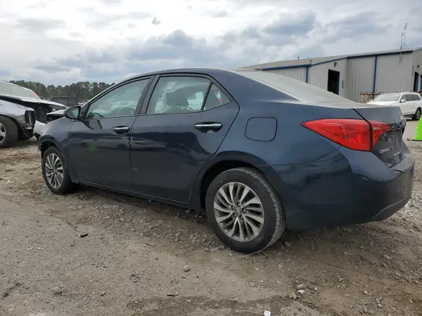5YFBURHEXJP812785 2018 TOYOTA COROLLA - Image 2