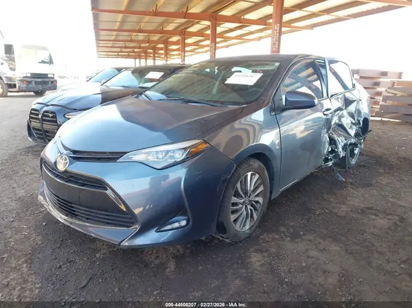 5YFBURHEXJP814200 2018 TOYOTA COROLLA - Image 2