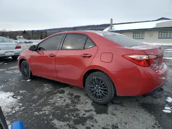 5YFBURHEXJP815590 2018 TOYOTA COROLLA - Image 2