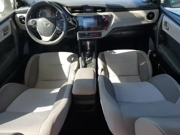 5YFBURHEXJP815783 2018 TOYOTA COROLLA - Image 8